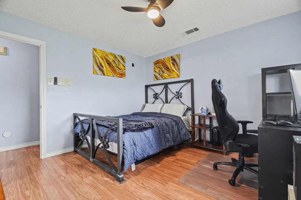 2212 Southern Court Carrollton, TX 75006
