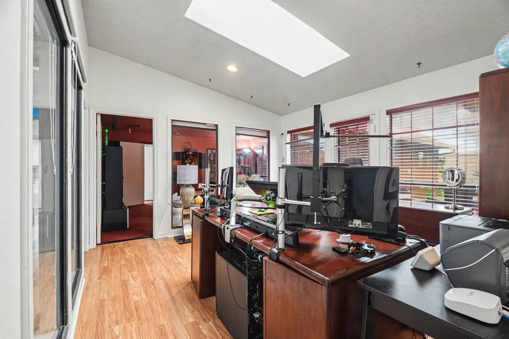 2212 Southern Court Carrollton, TX 75006