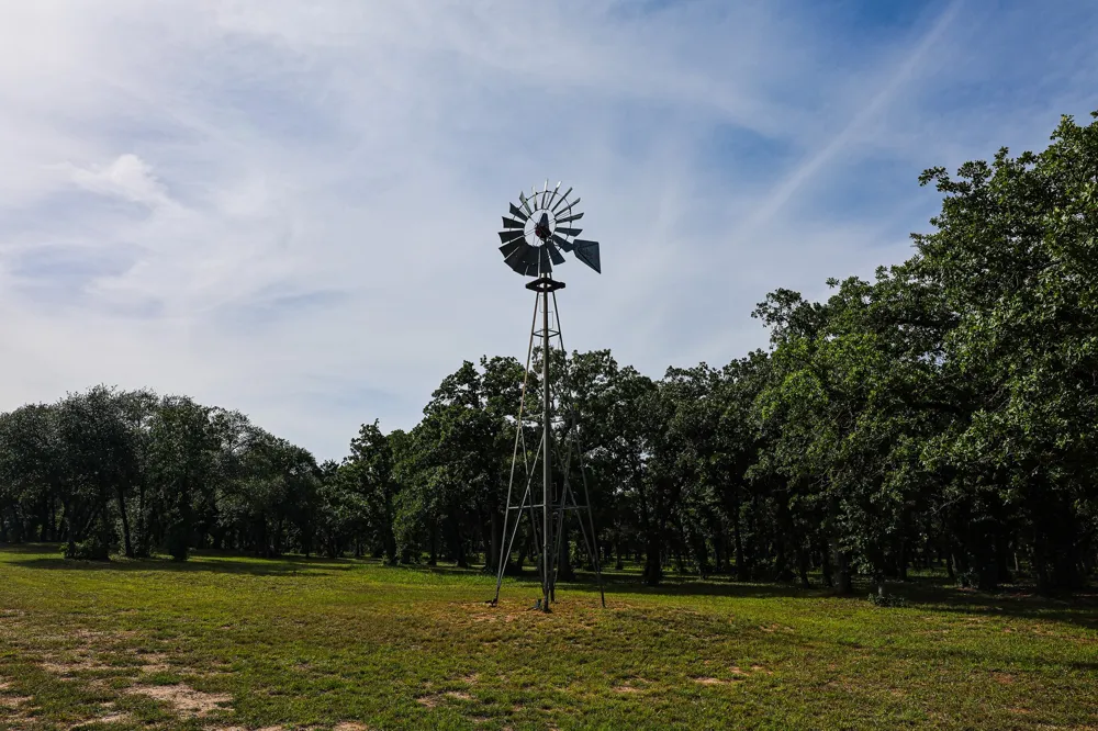 6085 County Road 146 Lipan, TX 76462