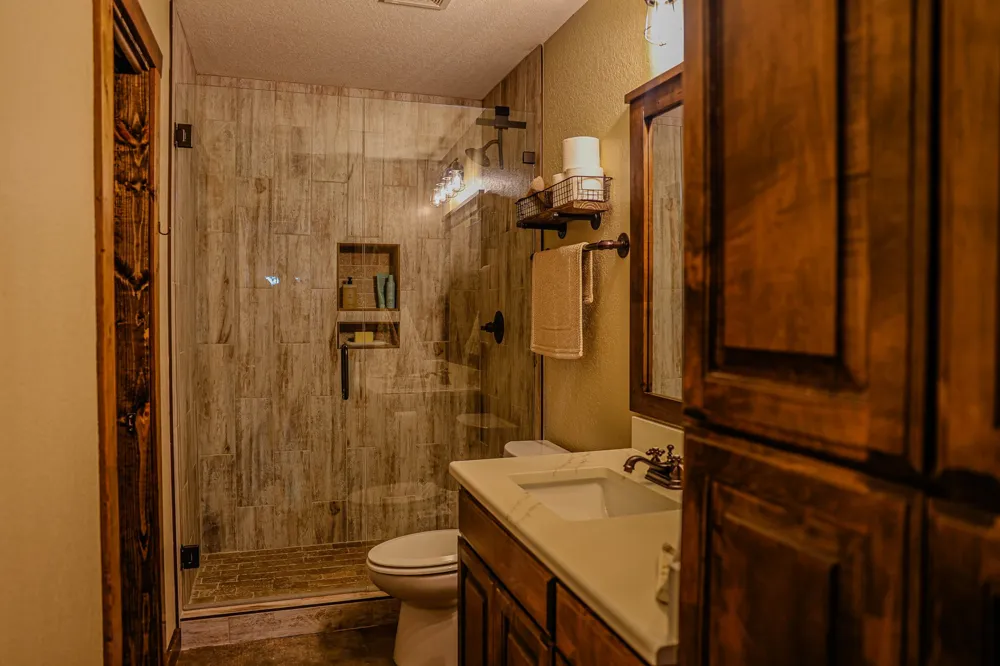 6085 County Road 146 Lipan, TX 76462