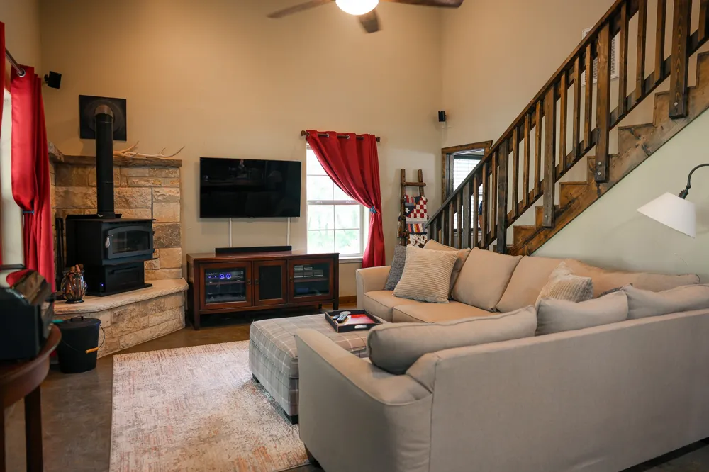 6085 County Road 146 Lipan, TX 76462