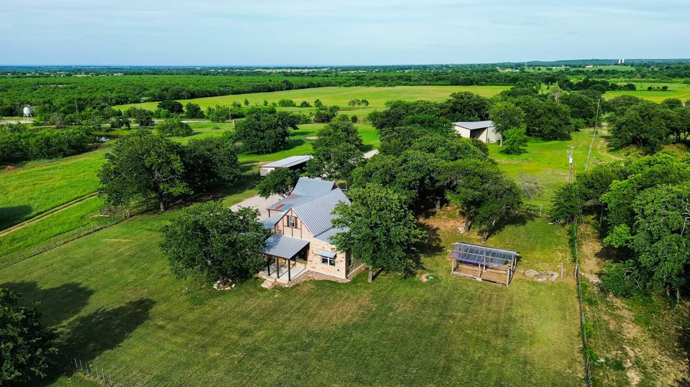 6085 County Road 146 Lipan, TX 76462