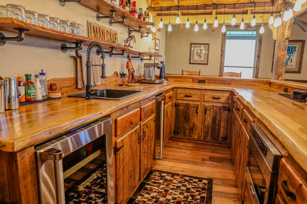 6085 County Road 146 Lipan, TX 76462