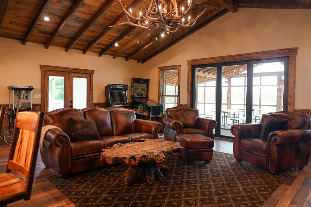 6085 County Road 146 Lipan, TX 76462