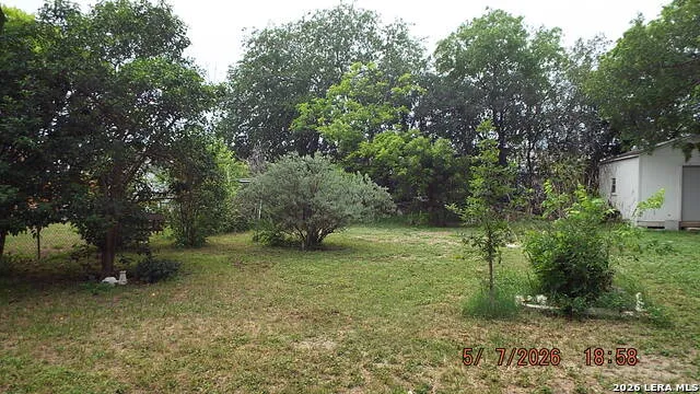 7329 Leading Oaks Live Oak, TX 78233