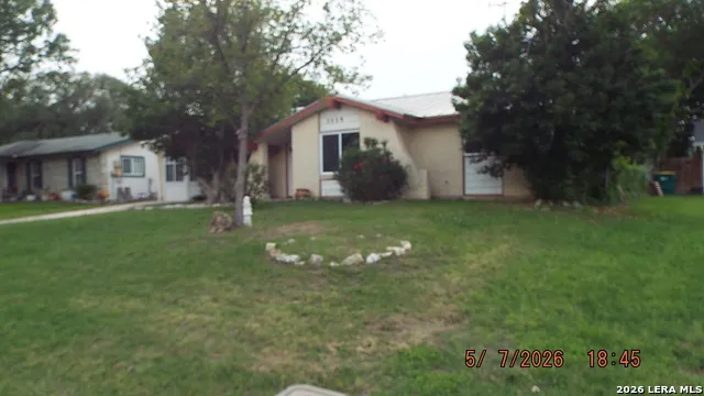 7329 Leading Oaks Live Oak, TX 78233
