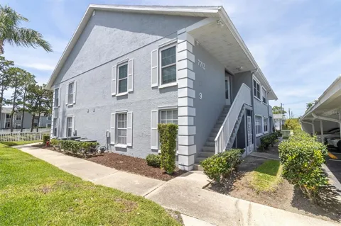 7712 HILLSIDE COURT #201
