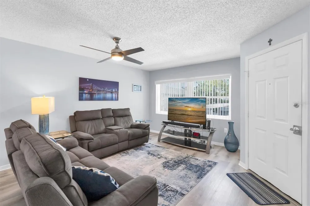 7712 HILLSIDE COURT #201 Hudson, FL 34667