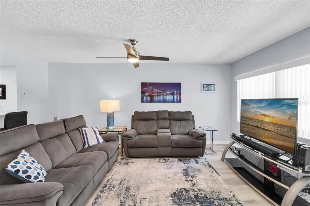 7712 HILLSIDE COURT #201 Hudson, FL 34667