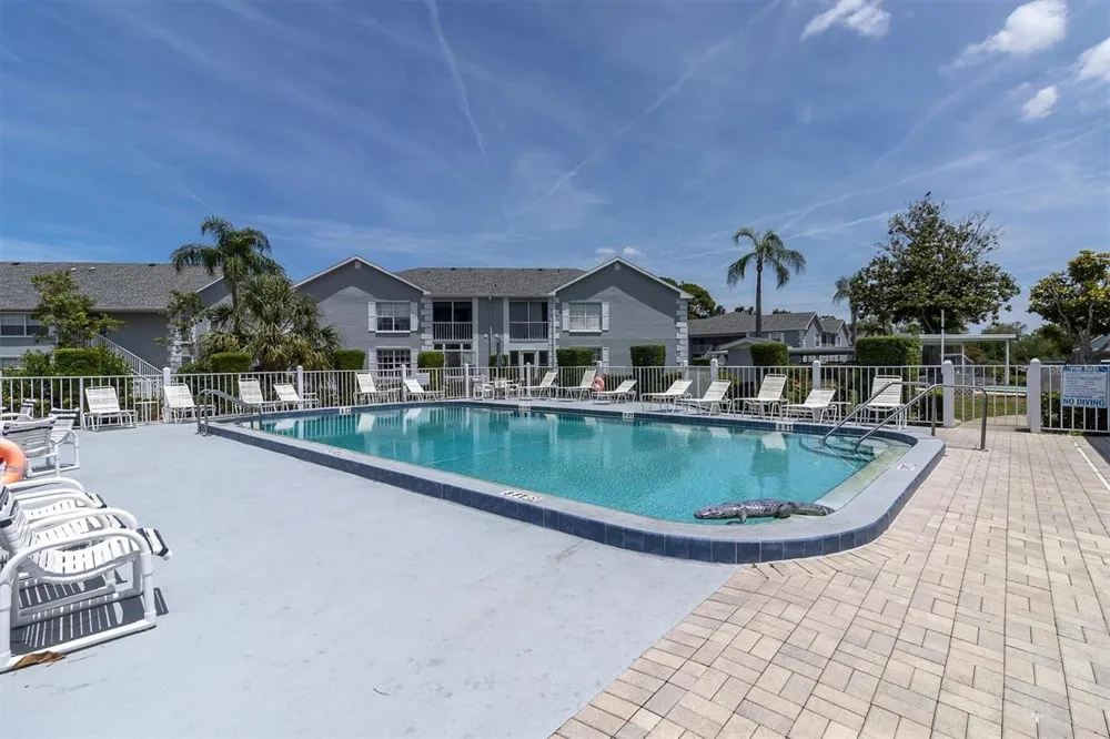 7712 HILLSIDE COURT #201 Hudson, FL 34667
