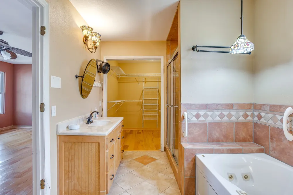 13350 Miller Road Azle, TX 76020