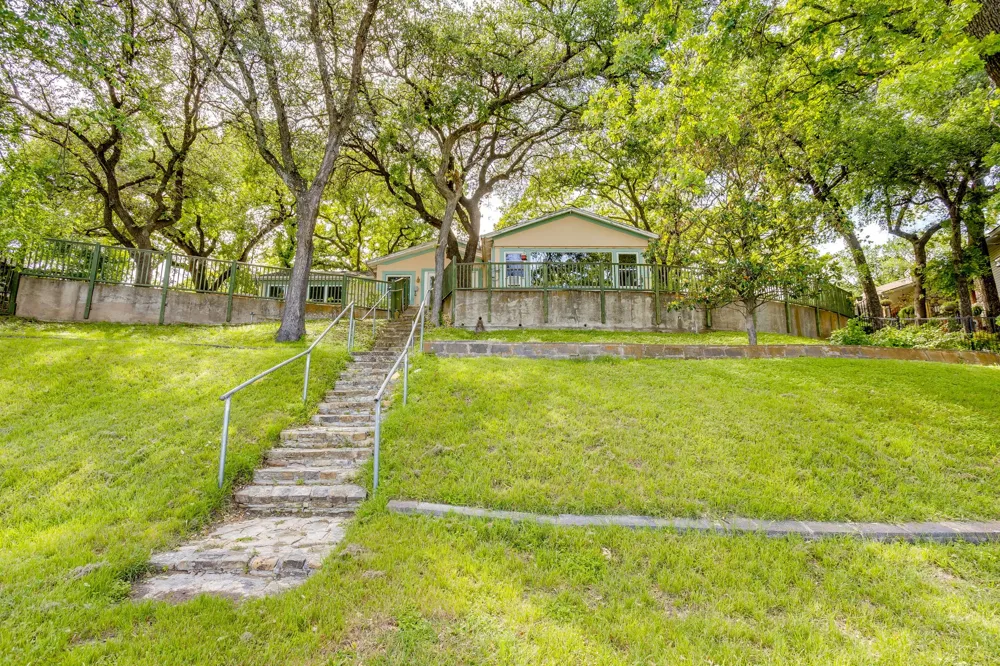 13350 Miller Road Azle, TX 76020