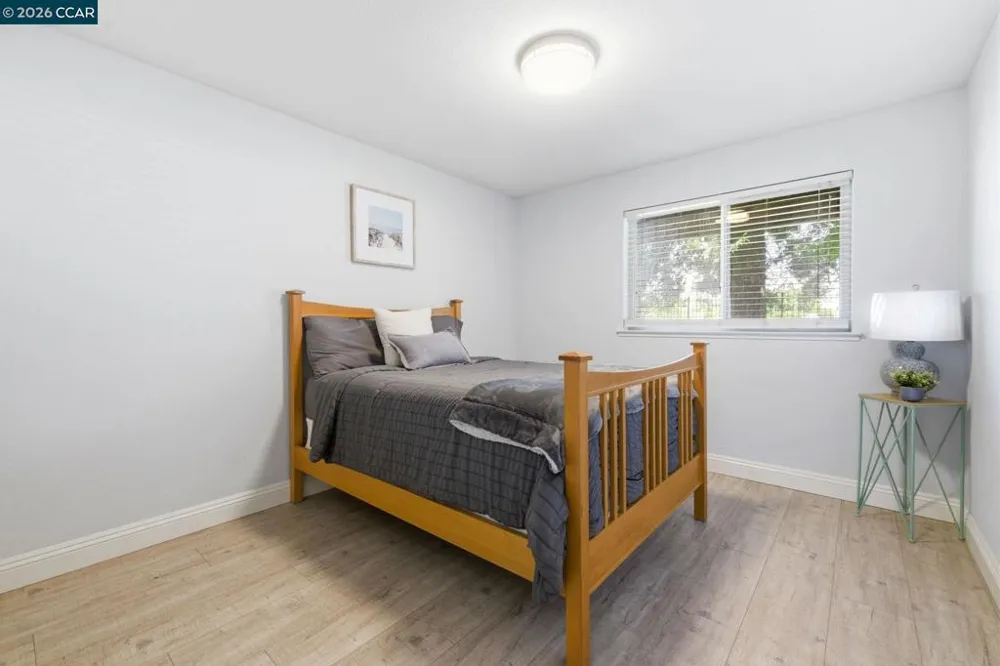 102 Luna Grande Cir #5 Sacramento, CA 95834