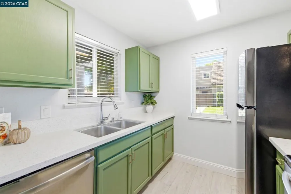 102 Luna Grande Cir #5 Sacramento, CA 95834