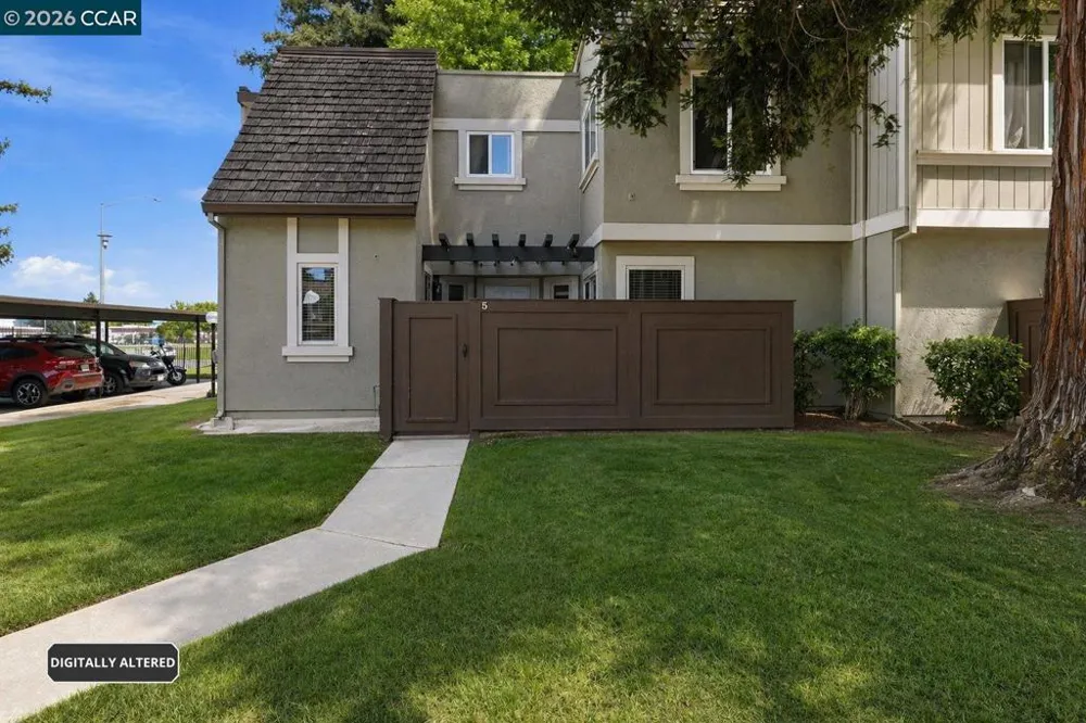 102 Luna Grande Cir #5 Sacramento, CA 95834