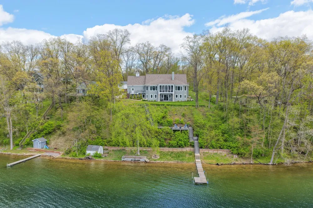 58604 E Clear Lake Road Fabius Township, MI 49093