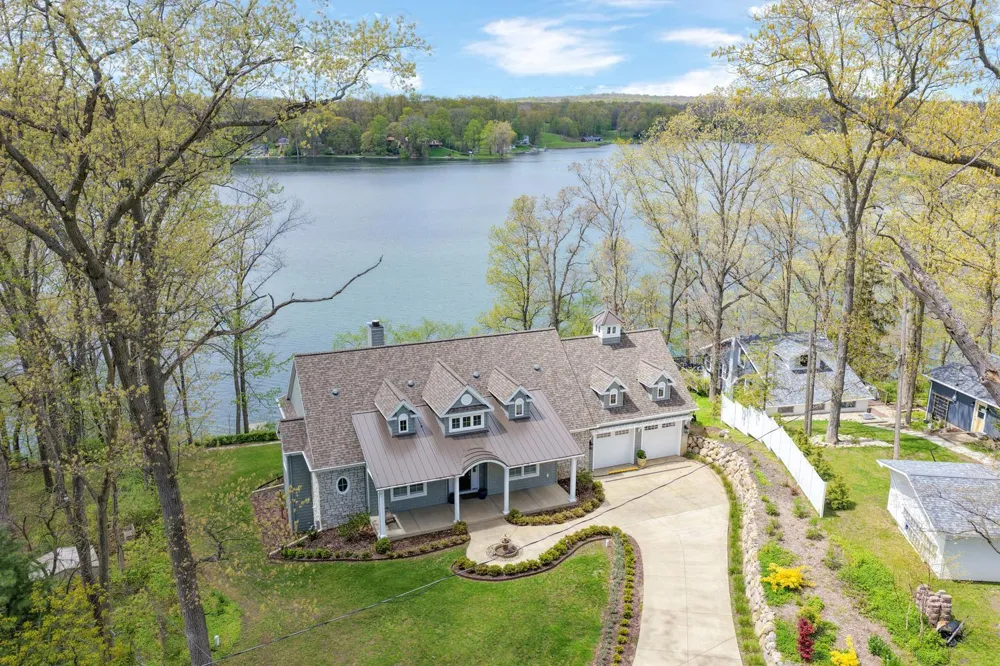 58604 E Clear Lake Road Fabius Township, MI 49093