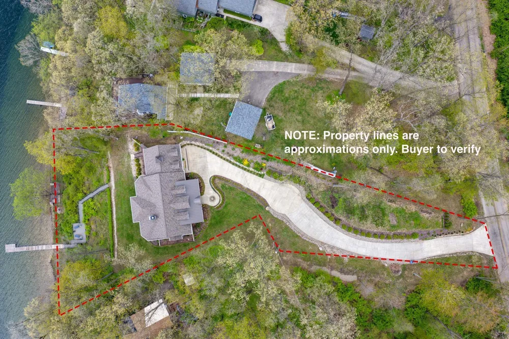 58604 E Clear Lake Road Fabius Township, MI 49093