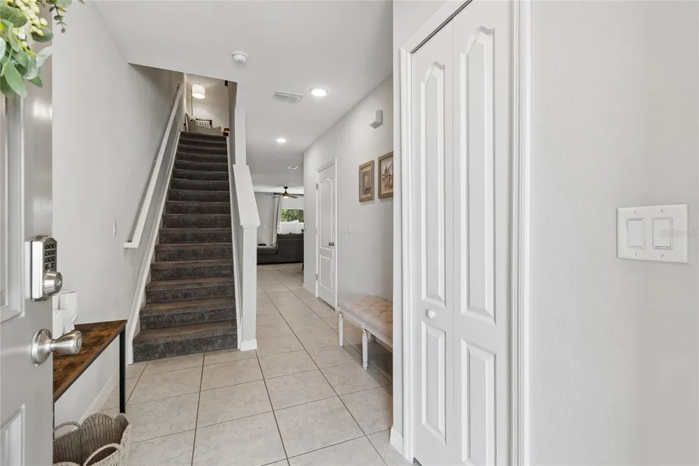 4733 DEER TRACK STREET Tampa, FL 33610