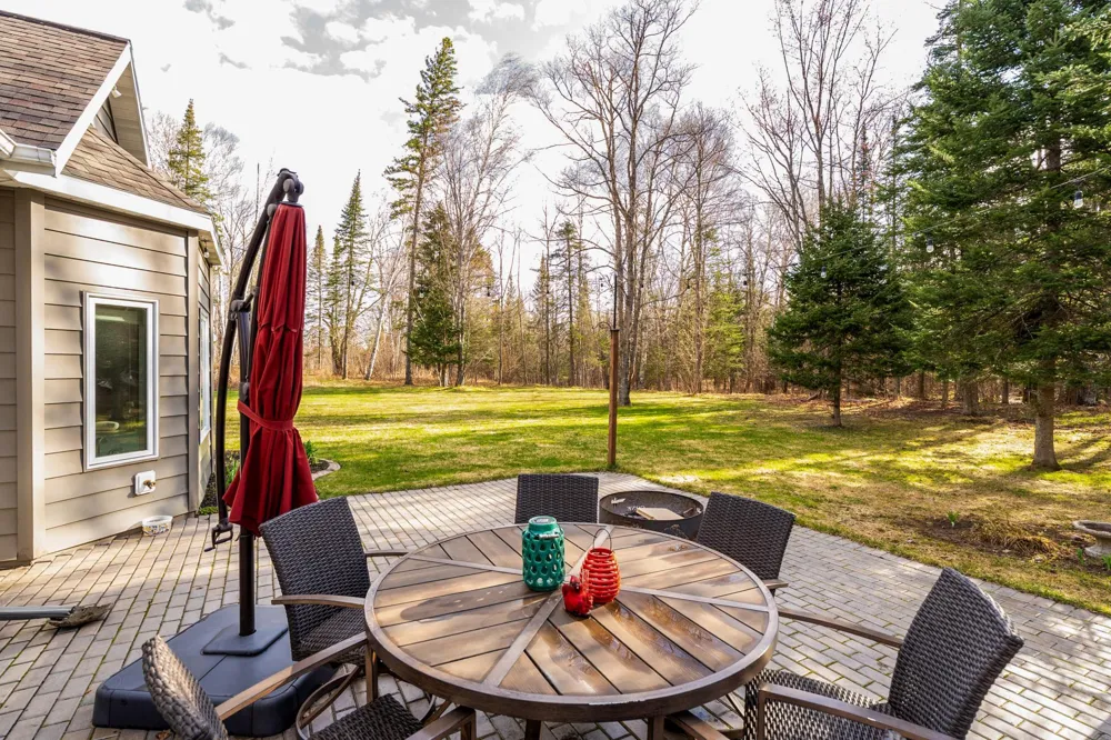 5760 Munger Shaw Road Saginaw, MN 55779