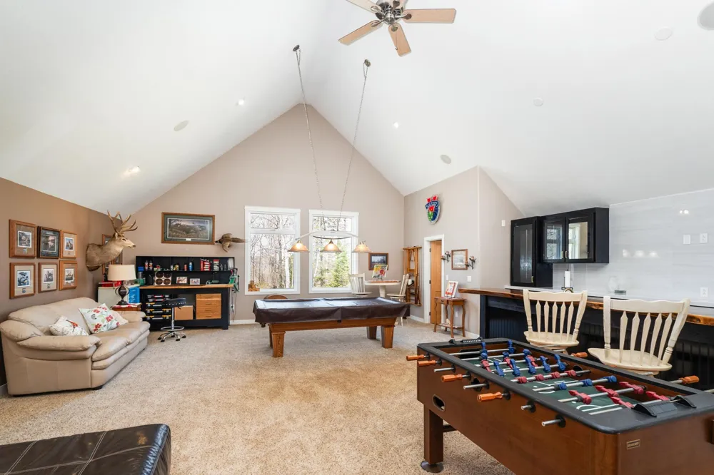 5760 Munger Shaw Road Saginaw, MN 55779