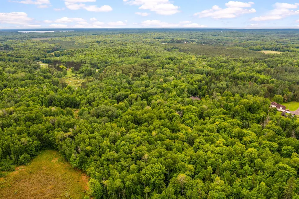 5760 Munger Shaw Road Saginaw, MN 55779