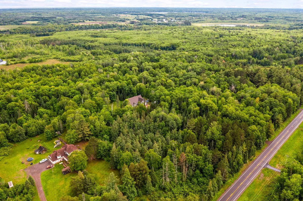 5760 Munger Shaw Road Saginaw, MN 55779