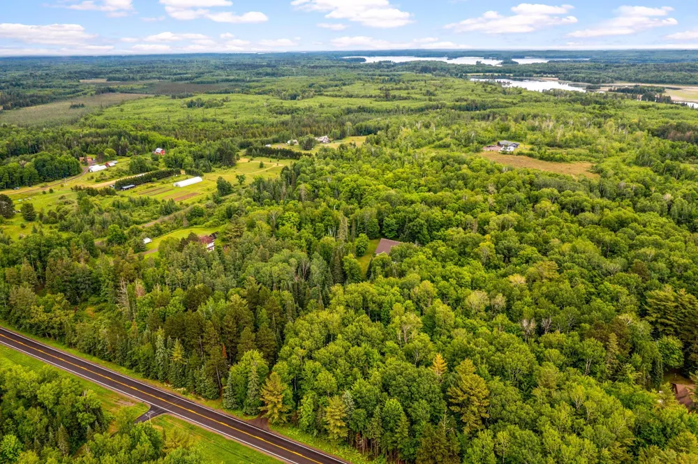 5760 Munger Shaw Road Saginaw, MN 55779