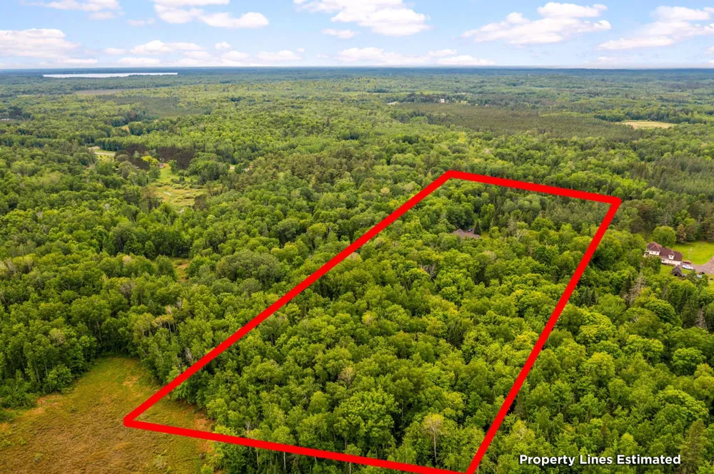 5760 Munger Shaw Road Saginaw, MN 55779