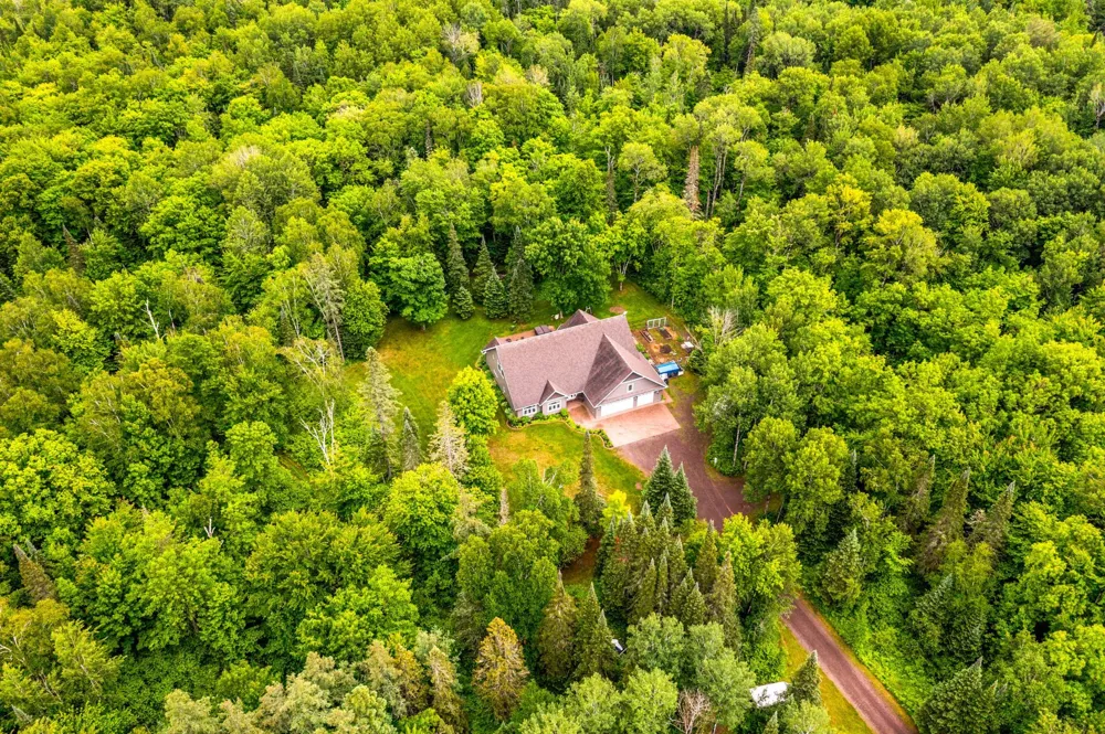 5760 Munger Shaw Road Saginaw, MN 55779