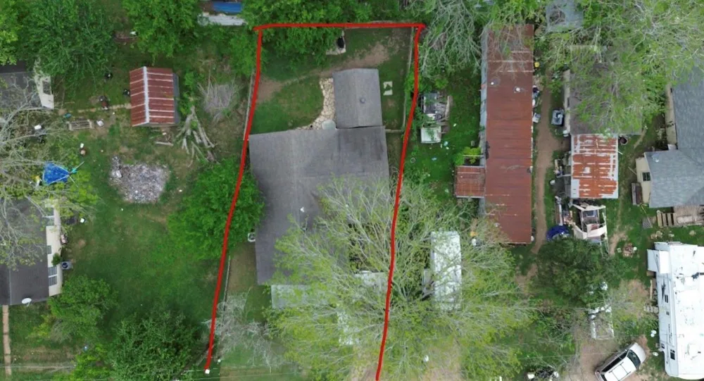 911 Kemp Street Boling, TX 77420