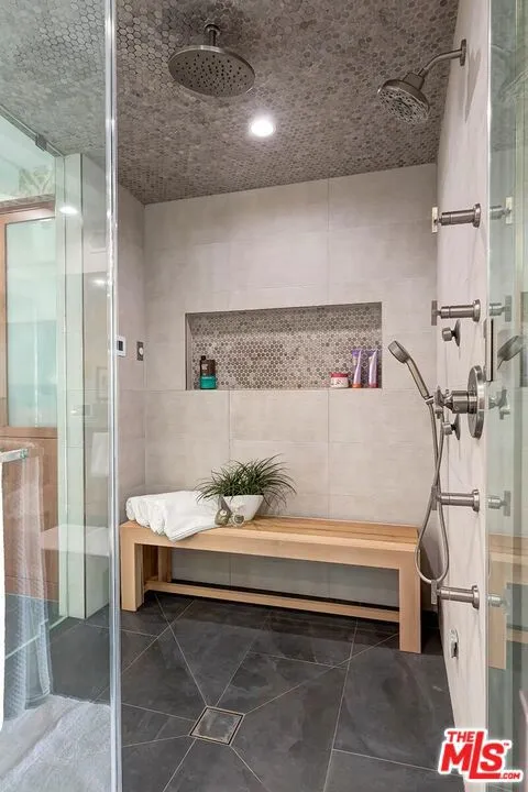 1334 Charmel Place Pacific Palisades, CA 90272