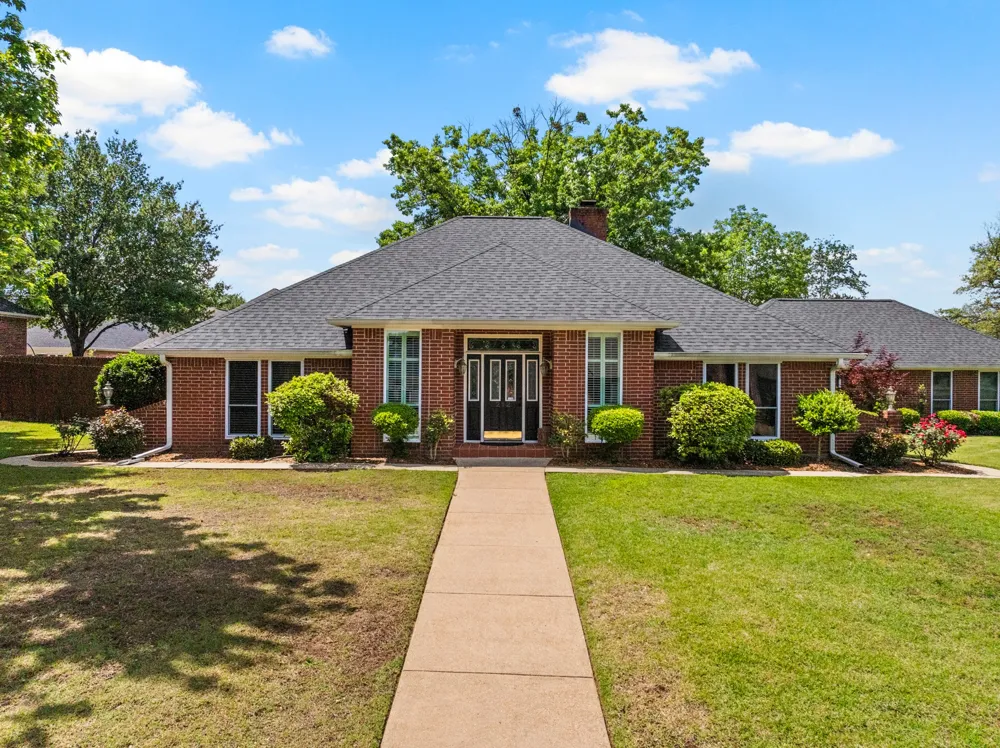 212 Turnberry Circle Mt Pleasant, TX 75455