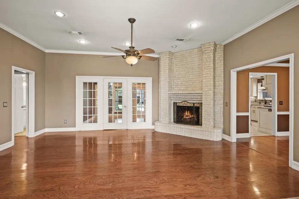 212 Turnberry Circle Mt Pleasant, TX 75455