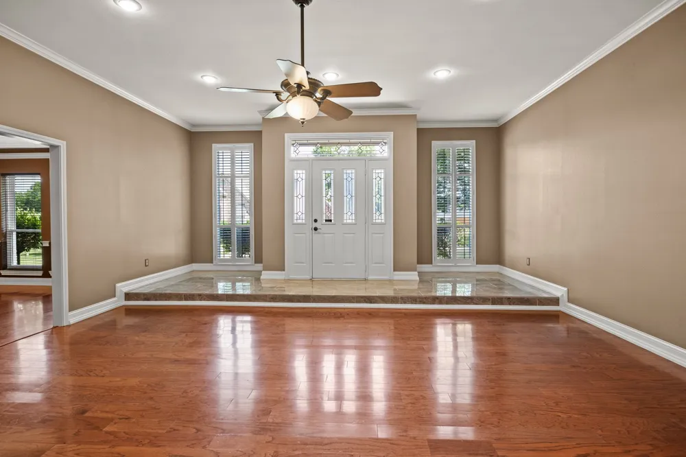 212 Turnberry Circle Mt Pleasant, TX 75455