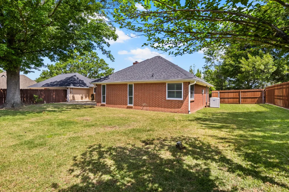212 Turnberry Circle Mt Pleasant, TX 75455