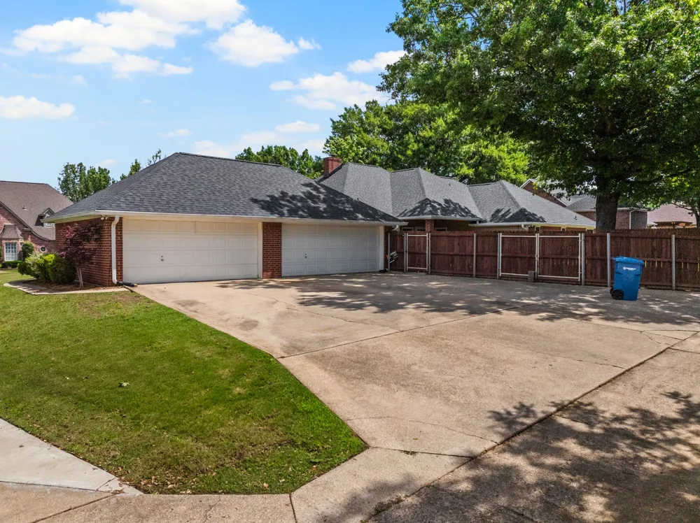 212 Turnberry Circle Mt Pleasant, TX 75455