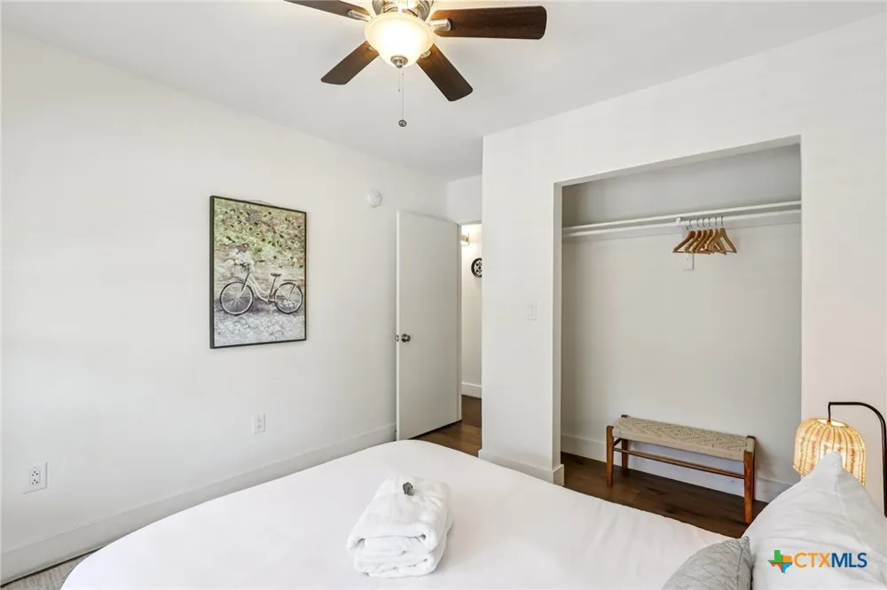 275 Stallion Springs Drive Fischer, TX 78623