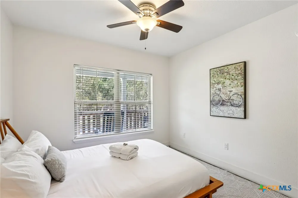 275 Stallion Springs Drive Fischer, TX 78623