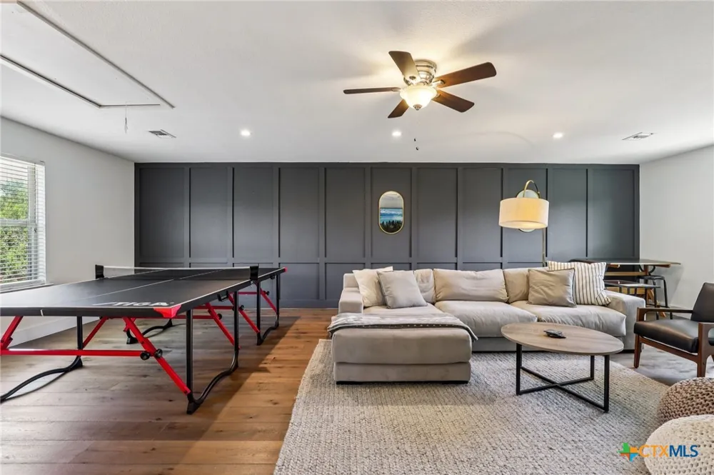 275 Stallion Springs Drive Fischer, TX 78623
