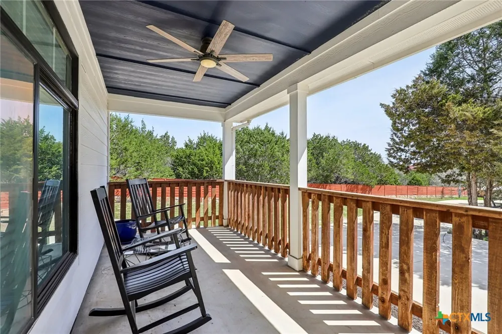 275 Stallion Springs Drive Fischer, TX 78623