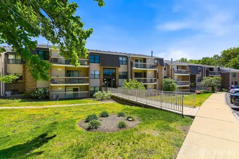 324 Sharon Garden Court