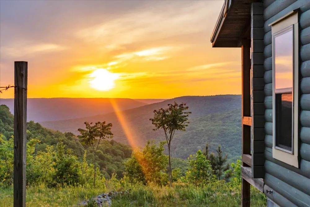 315 Morris Point Lane South Pittsburg, TN 37380