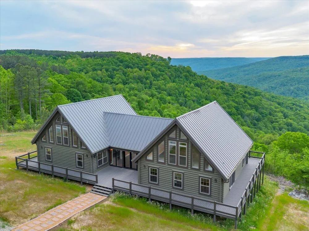 315 Morris Point Lane South Pittsburg, TN 37380