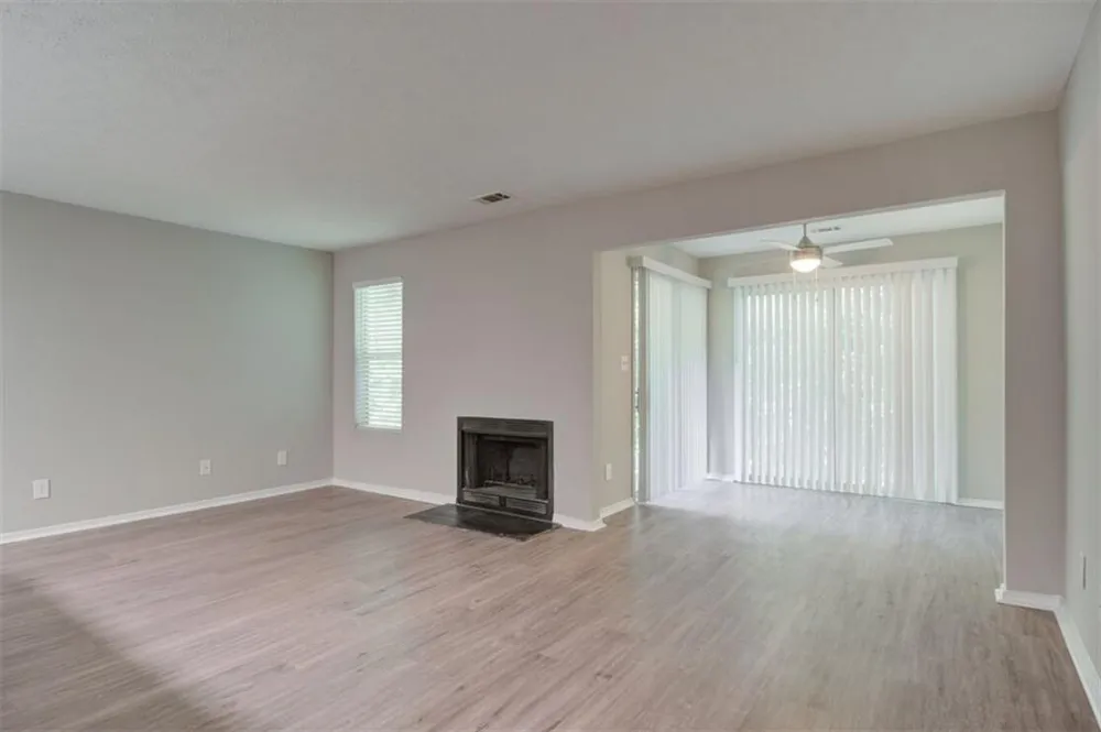1000 Lake Ridge Parkways #1305 Riverdale, GA 30296