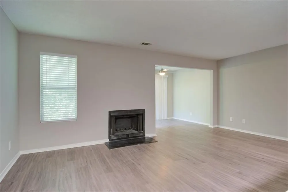 1000 Lake Ridge Parkways #1305 Riverdale, GA 30296