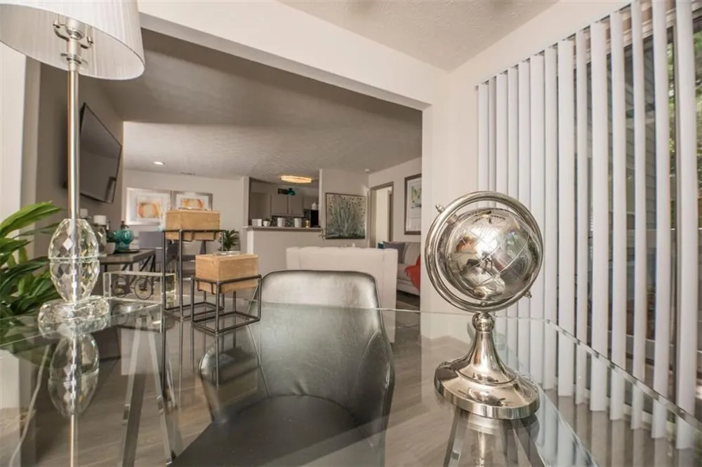 1000 Lake Ridge Parkways #1305 Riverdale, GA 30296