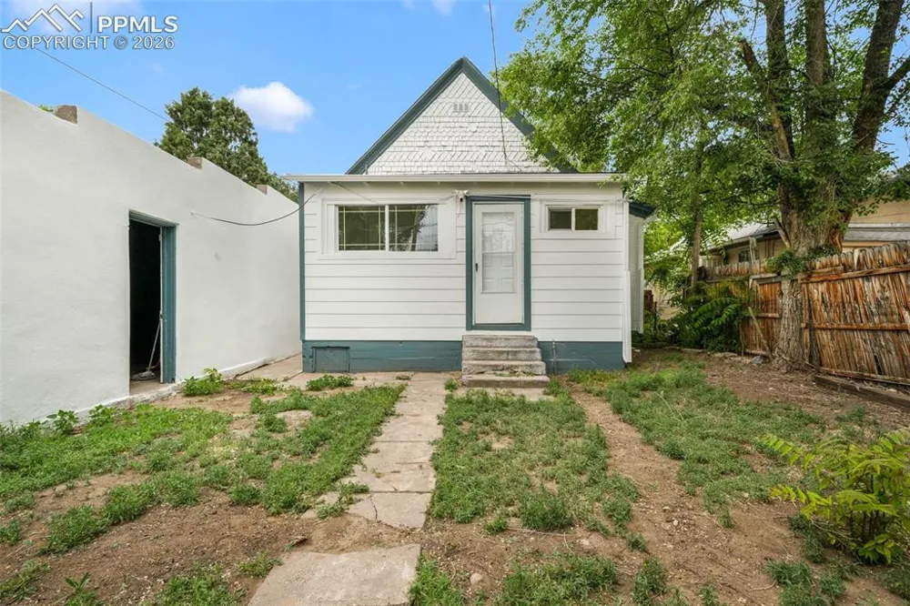 1030 Pine Street Pueblo, CO 81004