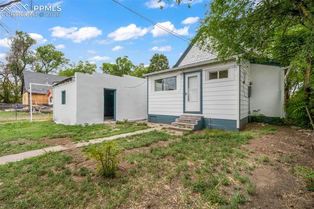 1030 Pine Street Pueblo, CO 81004