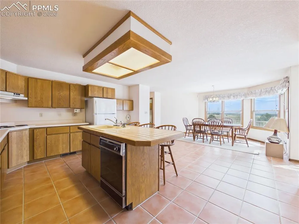 1380 S Winterhaven Drive Pueblo West, CO 81007